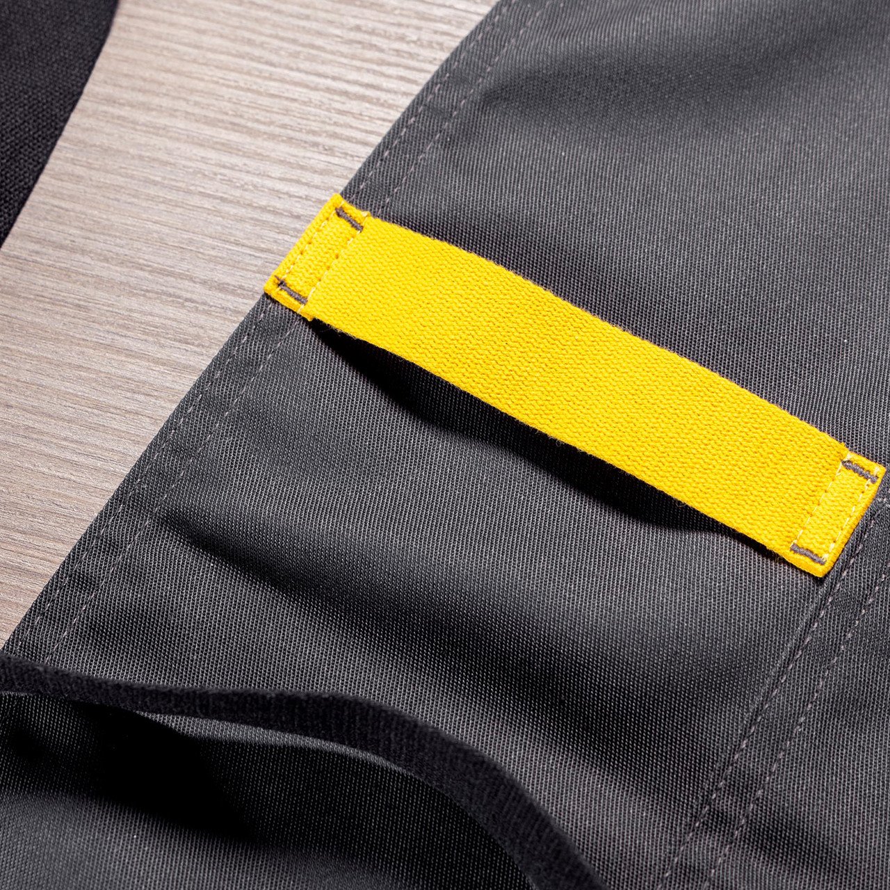 Apron-thermoworks-x-hedley-bennett-apron-g06.jpg