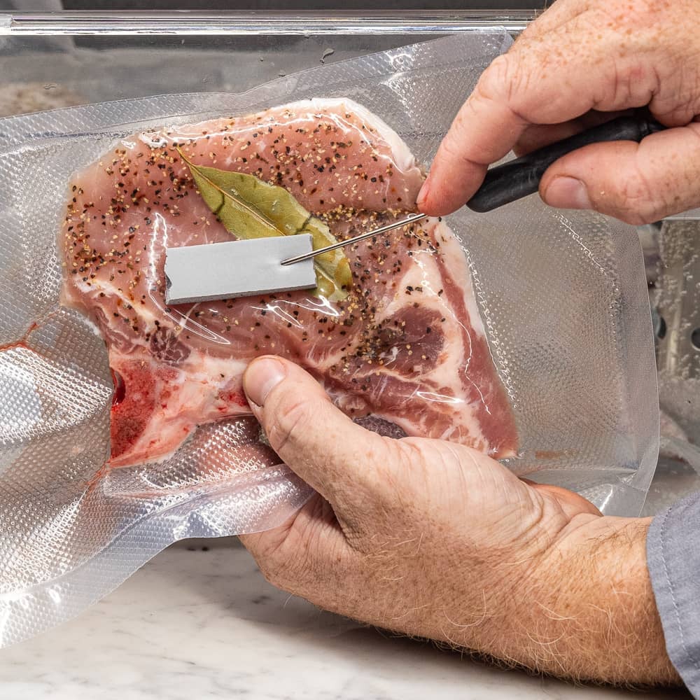TX-1300-SV-smoke-sous-vide-kit-g03.jpg