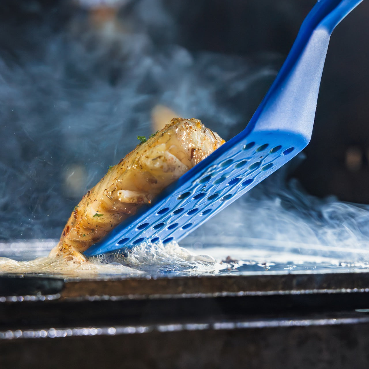 slotted-turner-bl-fish.jpg